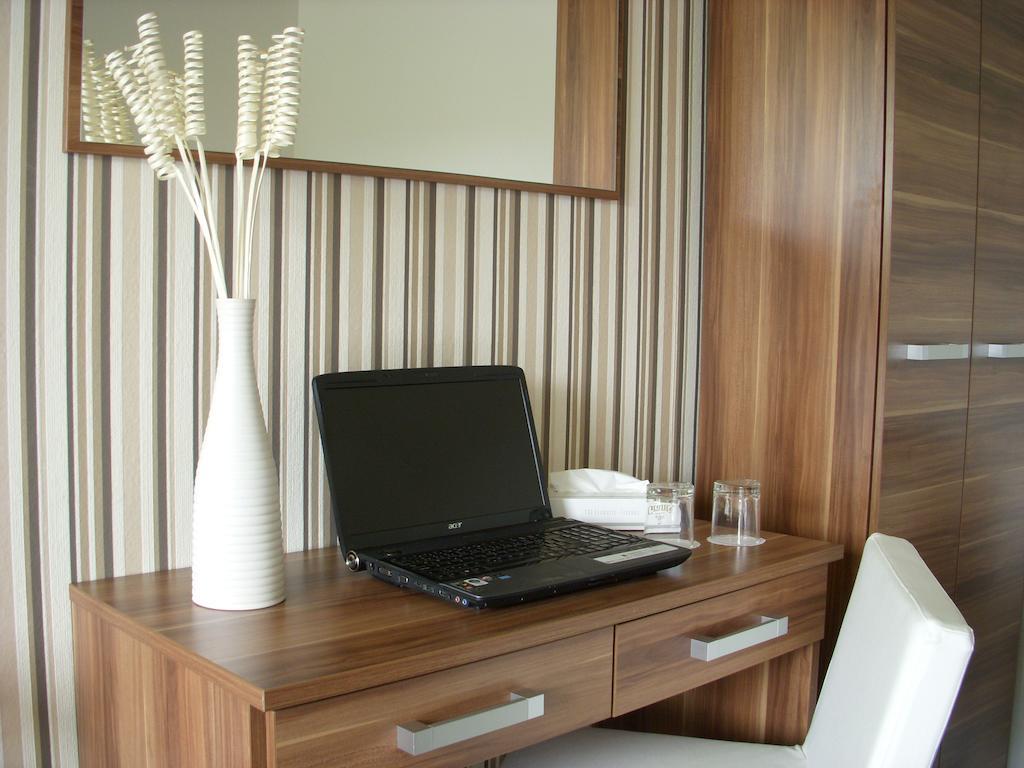Rezidence Fami Deluxe Design Hotel Stare Splavy Room photo