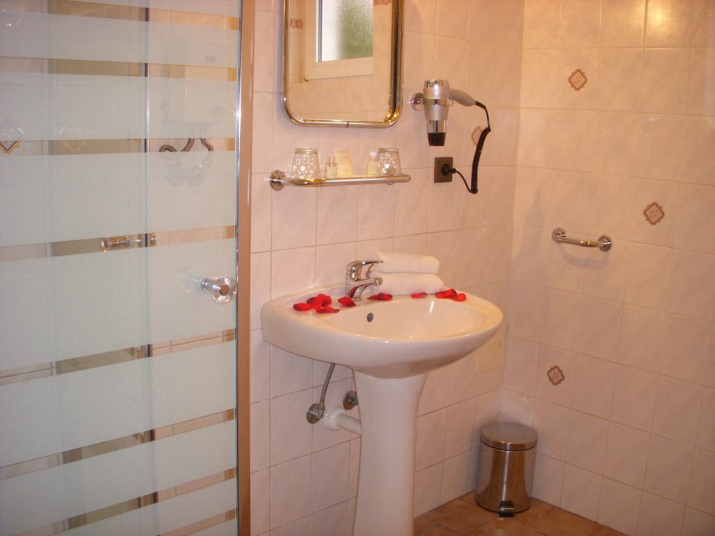 Rezidence Fami Deluxe Design Hotel Stare Splavy Room photo